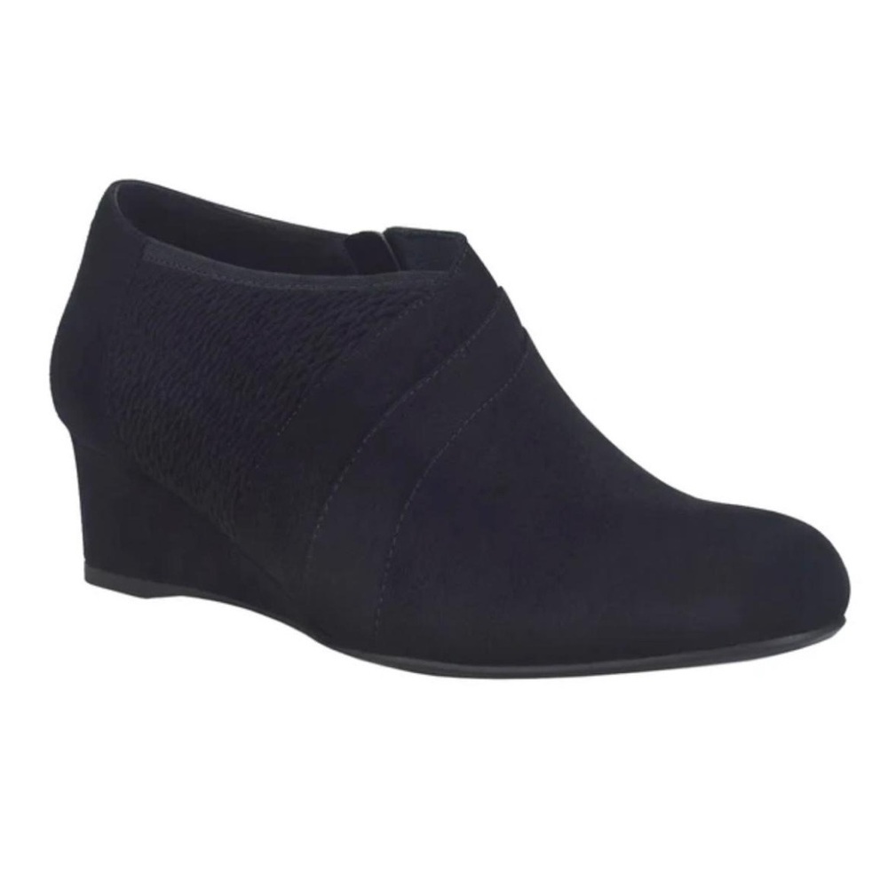 Impo Ginger Stretch Wedge Bootie - NWT
